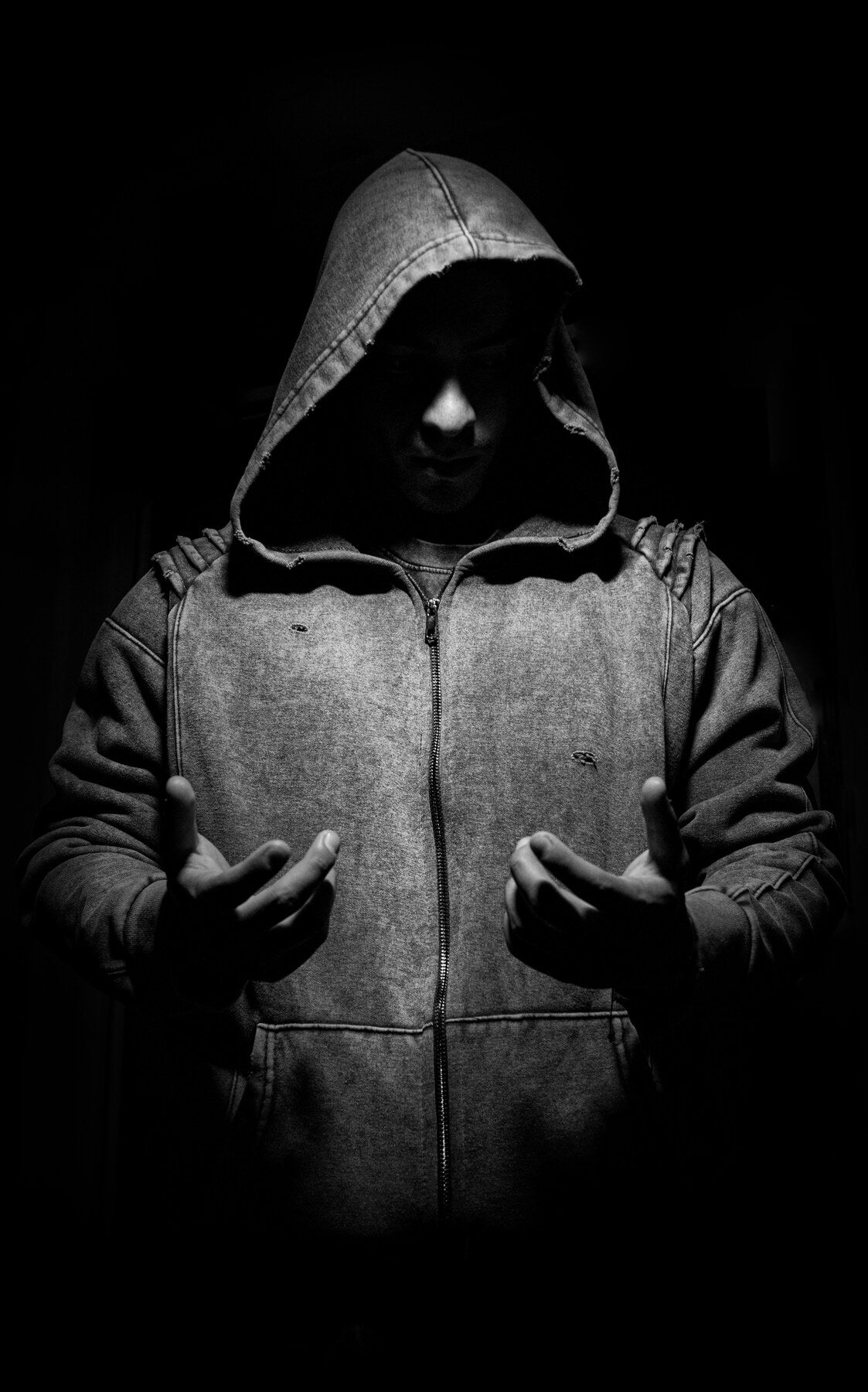 RAVEN HODDIE